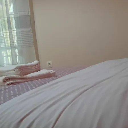 New Room1ambelokipi Metro Airport Line Apartment *