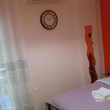 New Room1ambelokipi Metro Airport Line