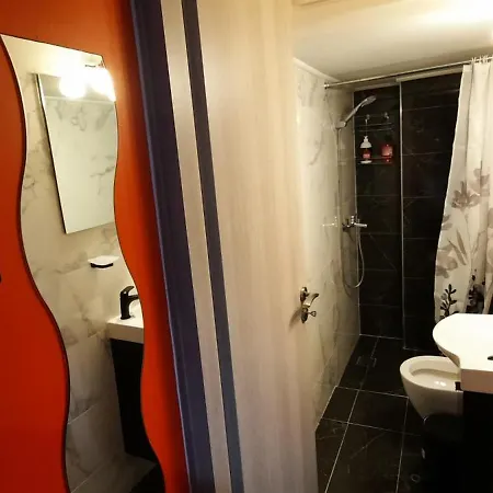 New Room1ambelokipi Metro Airport Line Apartment