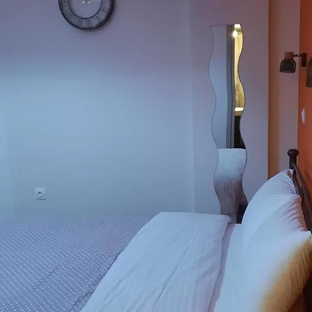 New Room1ambelokipi Metro Airport Line Apartment *